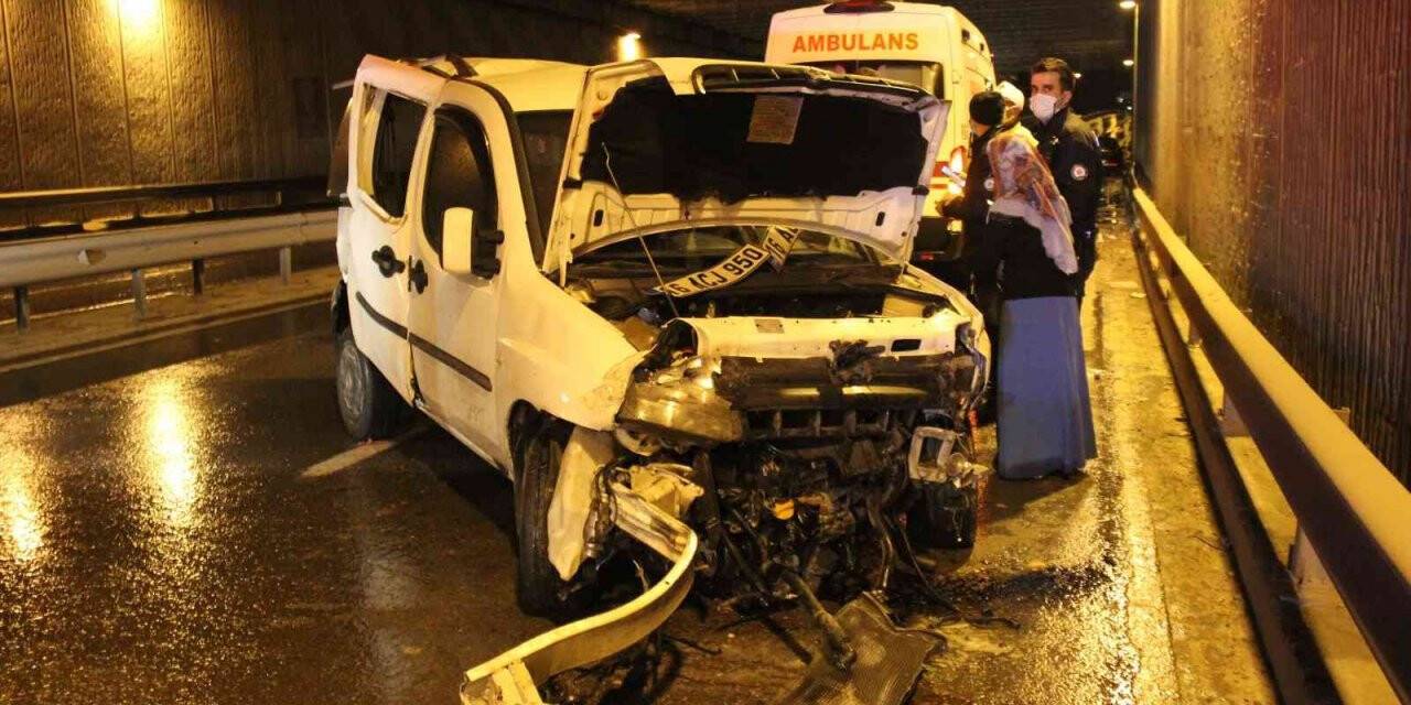 Tünelde meydana gelen kazada 3 kişi yaralandı