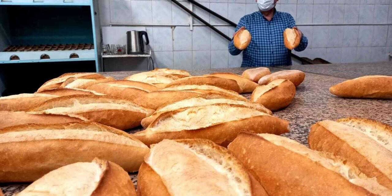 Fırıncılar Derneği Başkanı açıkladı: “Devletimiz ucuz en veya tahsisli un vermek adına çaba sarf ediyor”