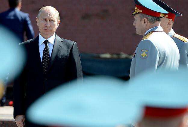 Putin Rusya'nın nükleer gücünü kontrol etti