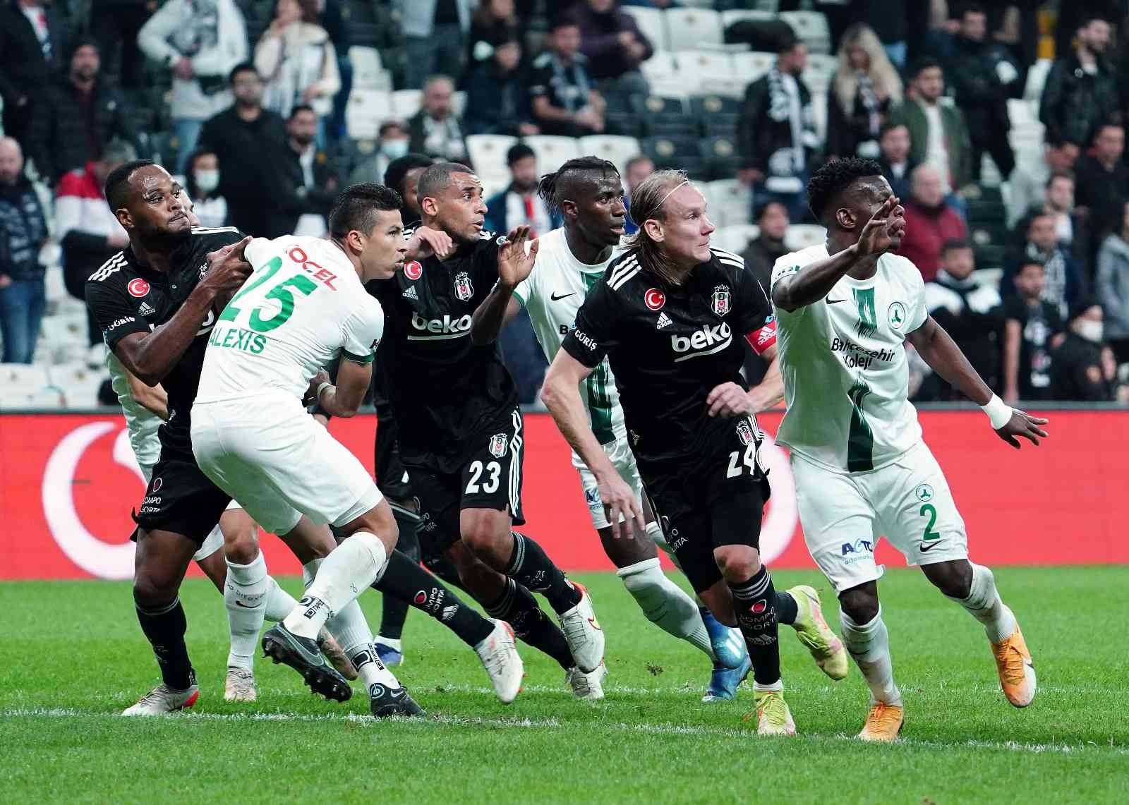 Spor Toto Süper Lig: Beşiktaş: 0 - GZT Giresunspor: 4 (Maç sonucu)