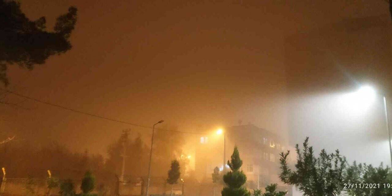 Silvan sis altında kaldı