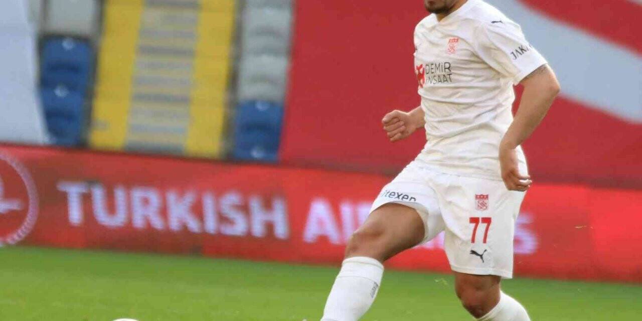Sivasspor’da Ahmet Oğuz sarı kart sınırında