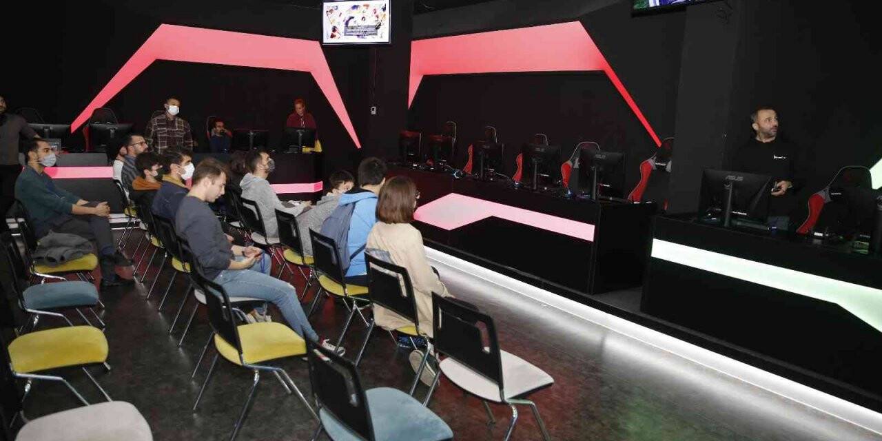 Başakşehir dijital drone yarışması ayakları yerden kesti