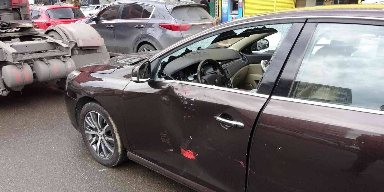 Tır ile otomobil çarpıştı: 1 yaralı