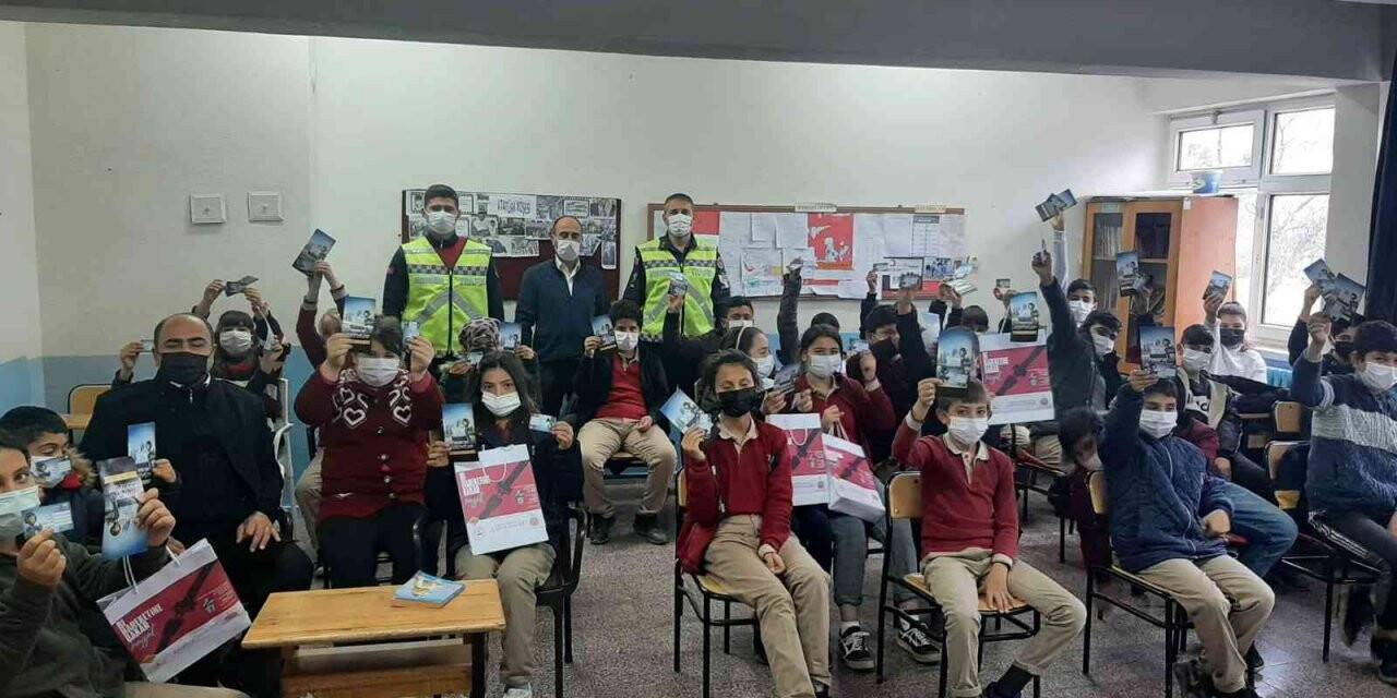 Jandarma ‘çocuk dedektif’ler yetiştiriyor