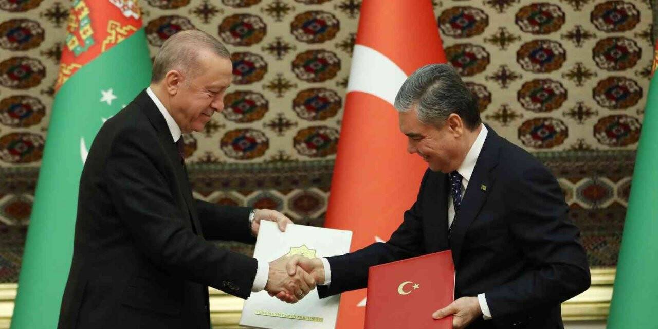 Türkmenistan’dan Cumhurbaşkanı Erdoğan’a “Devlet İşbirliği Nişanı”