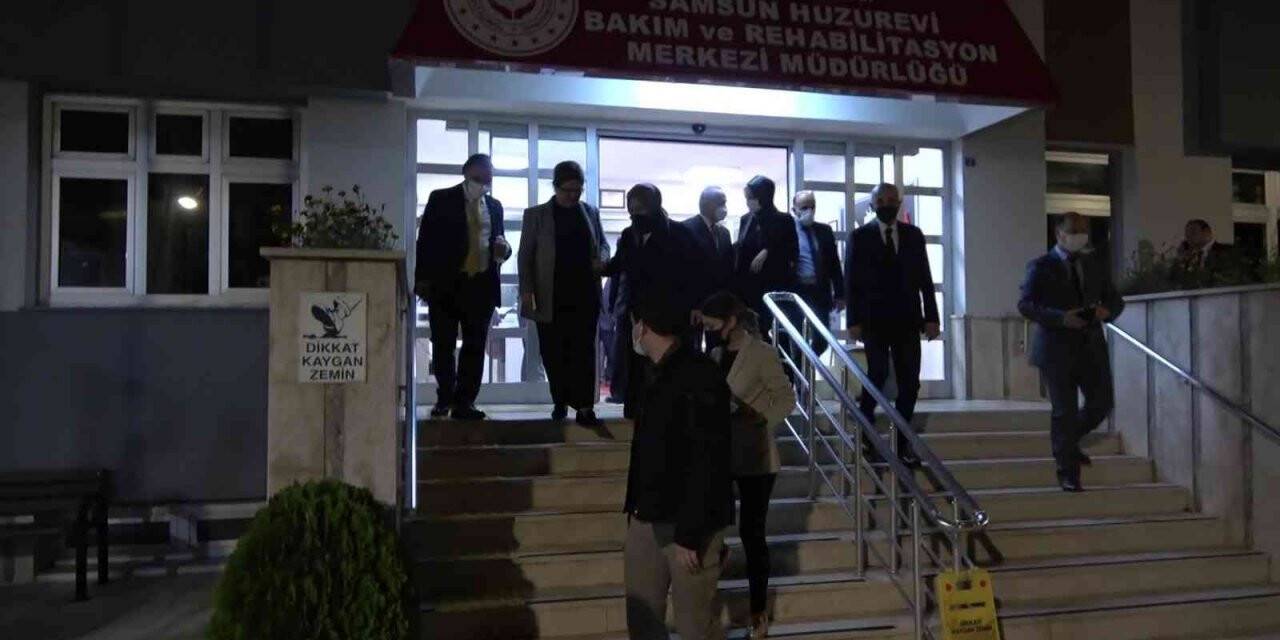 Bakanın basın müşavirinden skandal yasak