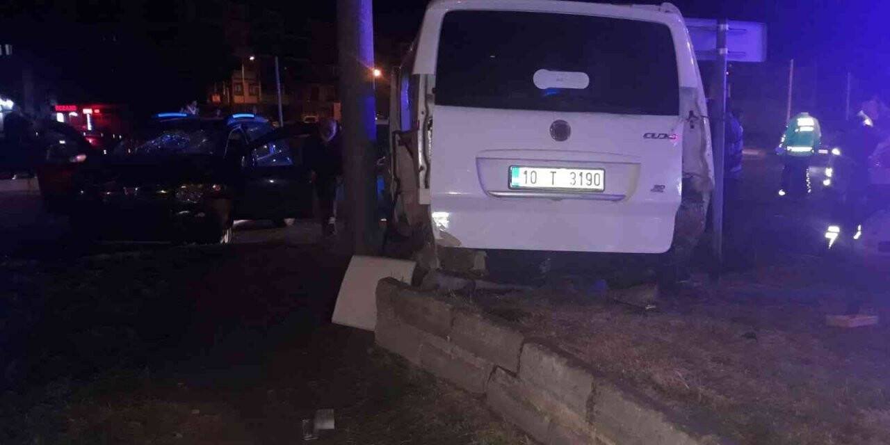 Balıkesir’de kaza: 4 yaralı