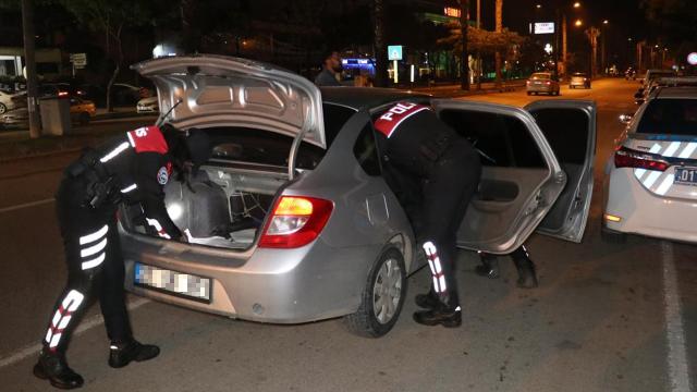 Adana'da aranan 21 kişi yakalandı