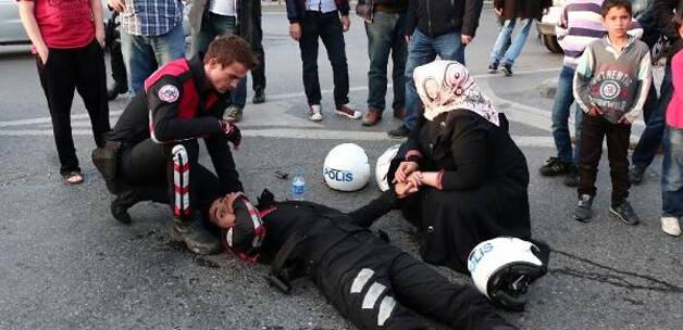 Çarptığı polisin elini bırakmadı