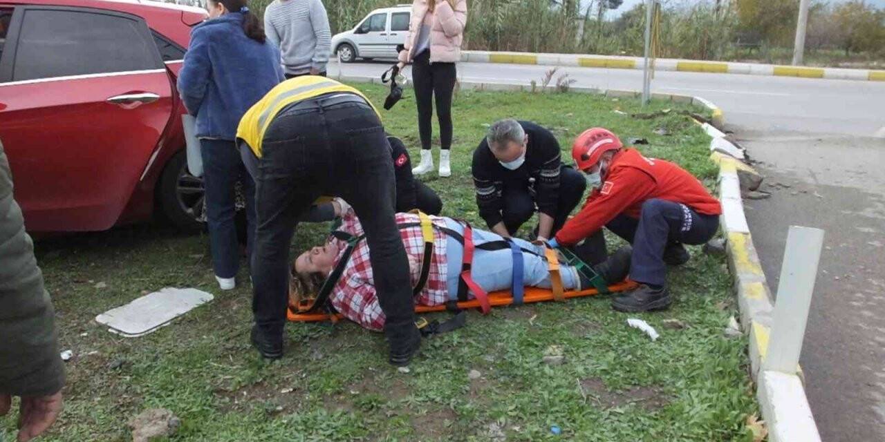 Balıkesir’de trafik kazası 3 yaralı