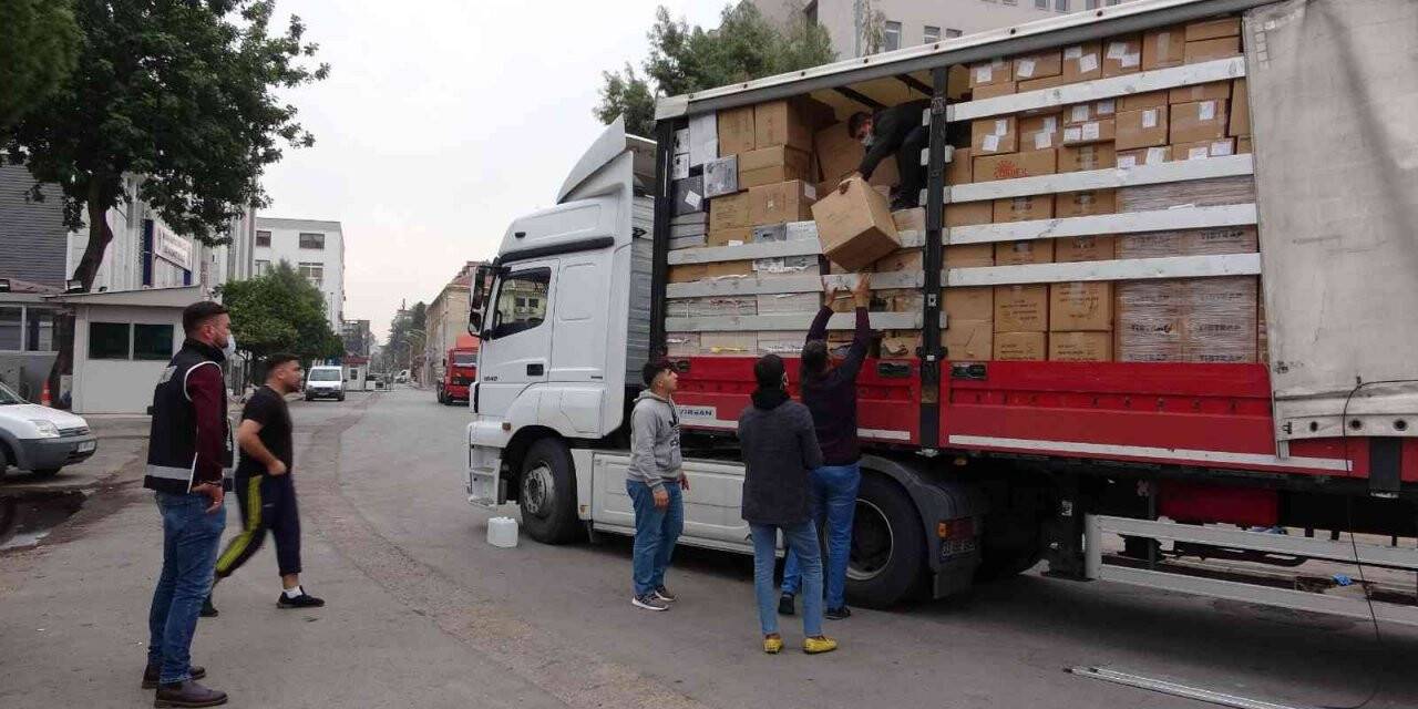 Mersin’de bir tırda bin litre etil alkol ele geçirildi