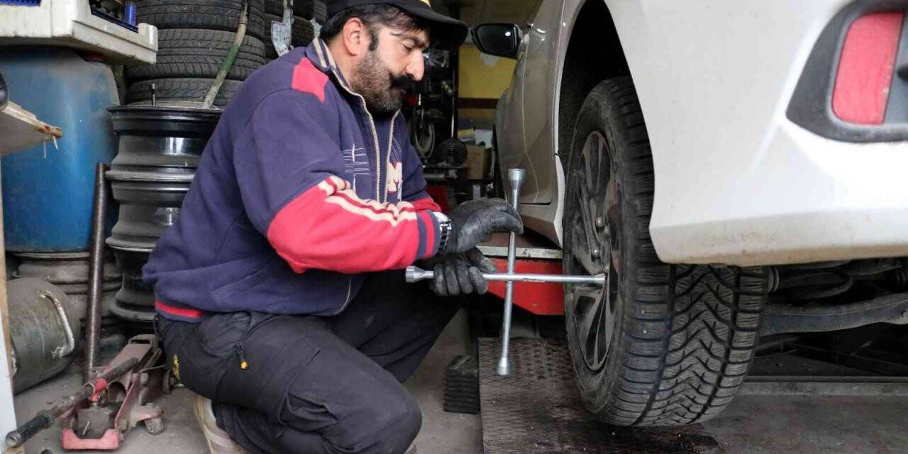Lastikçiler: "Sıcaklıklar 7 derecenin altına düşmeden değiştirin"