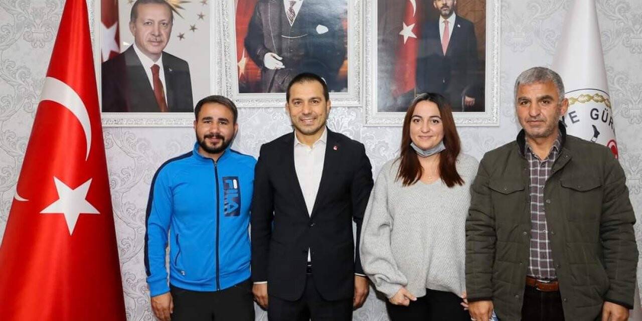 Güreş Antrenörlerinden Eroğluna hayırlı olsun ziyareti
