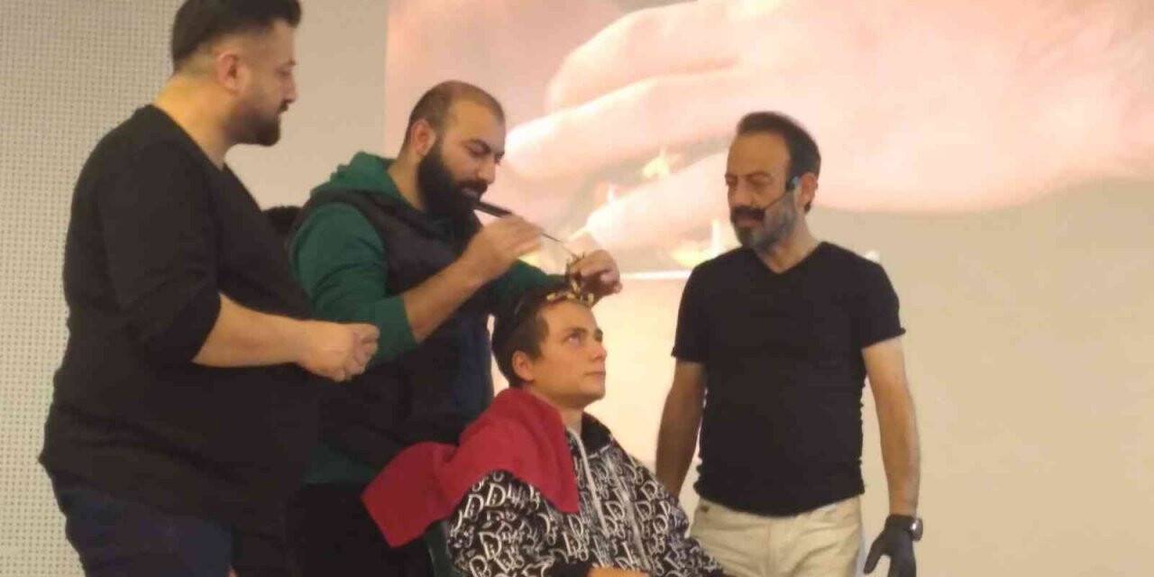 Manisalı kuaförler bilgi paylaşımı için bir araya geldi