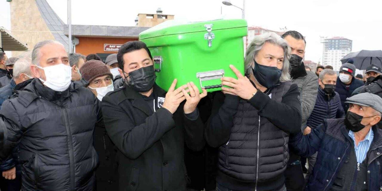 Ünlü sanatçının acı günü