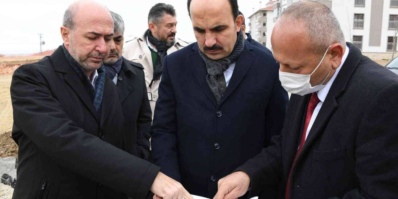 Başkan Altay ve Başkan Pekyatırmacı Ardıçlı TOKİ’de incelemelerde bulundu