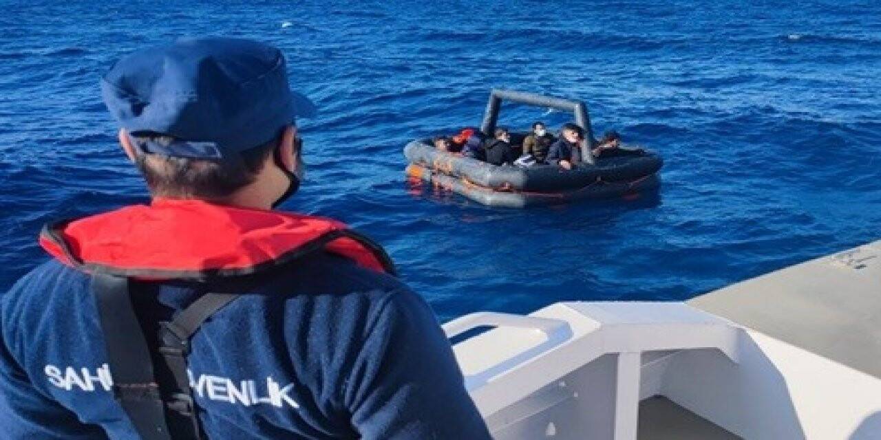 Bodrum’da 26 düzensiz göçmen kurtarıldı