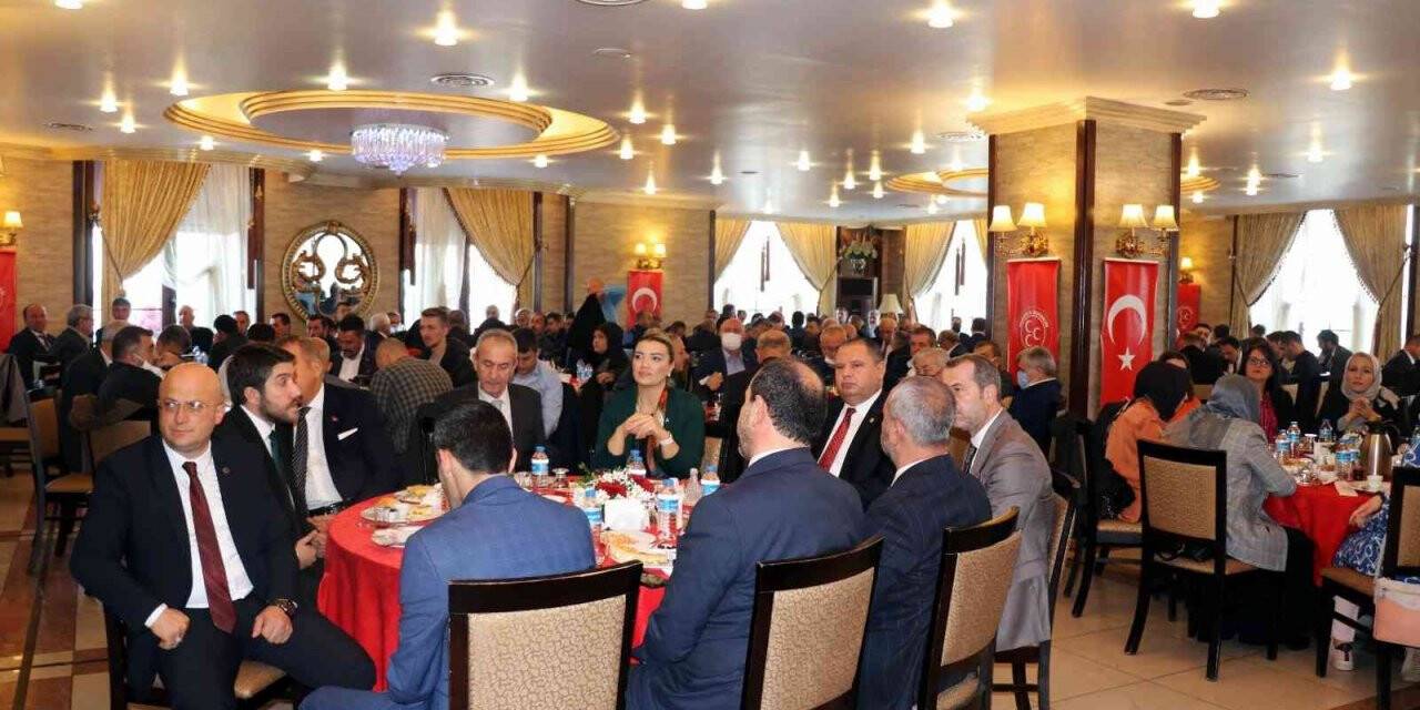 MHP Grup Başkanvekili Bülbül: "Dünyadaki sıkıntıları görmezden gelerek bir şeyleri izah etmek veya eleştiri yapmak insafsızlıktır”