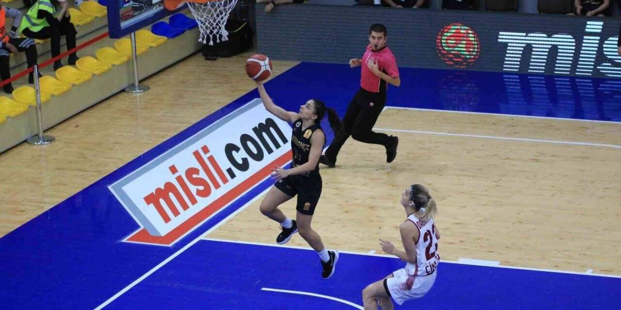 Kadınlar Basketbol Süper Ligi: Elazığ İl Özel İdare: 46 - Fenerbahçe: 105