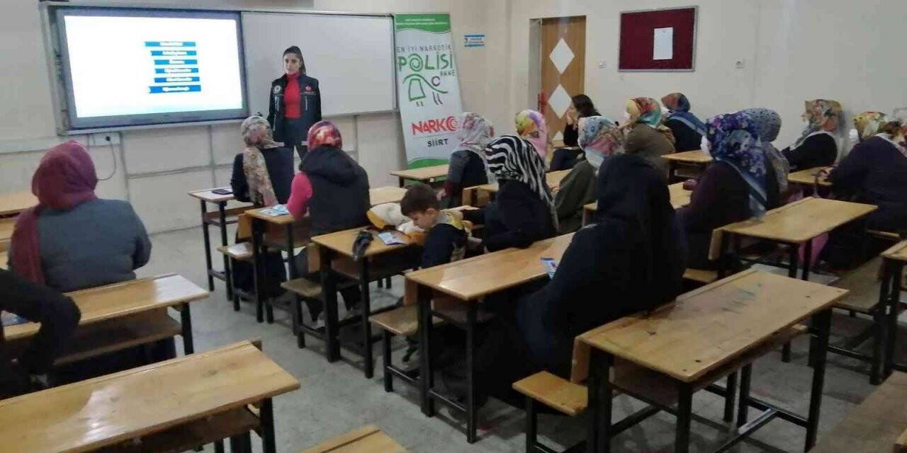 Siirt’te 73 kadına "En iyi narkotik polisi anne" eğitimi verildi