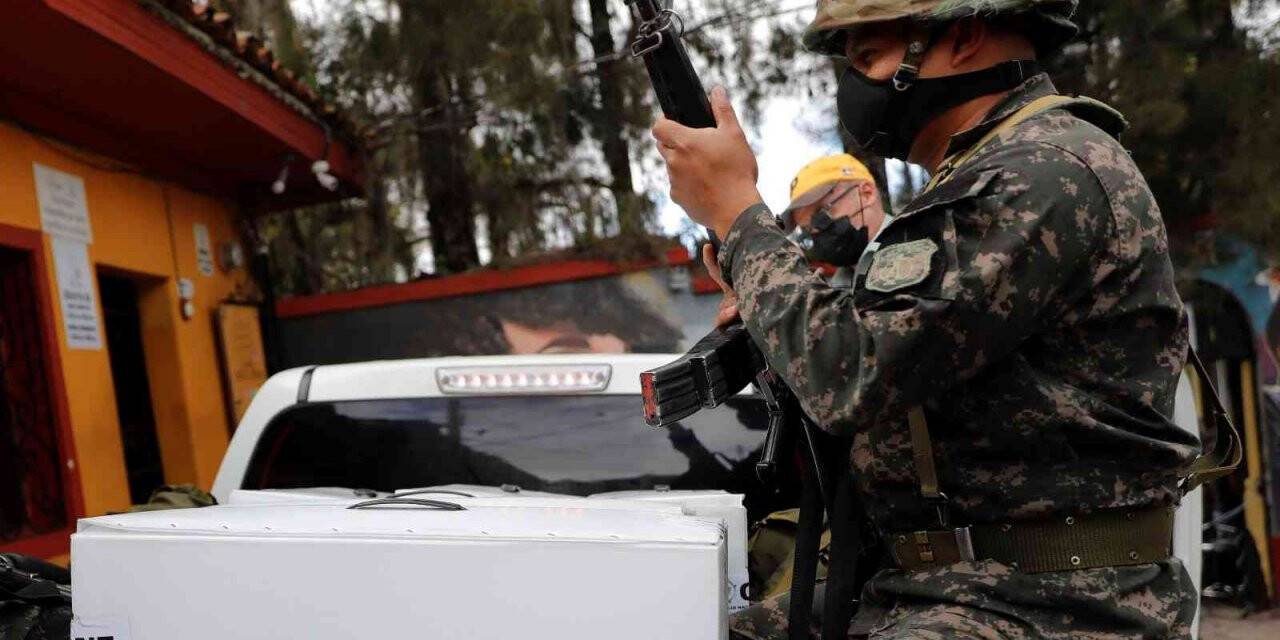 Honduras’ta halk devlet başkanlığı ve genel seçimler için sandık başında