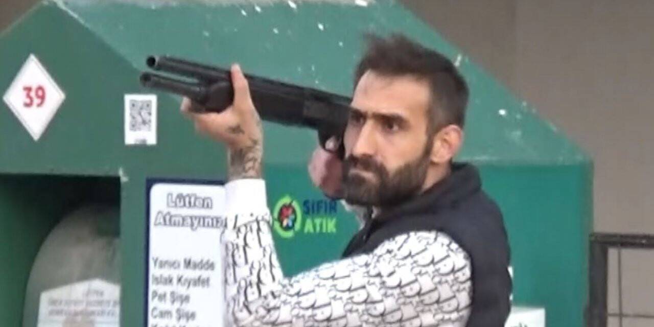 Bir kişiyi tüfekle vurdu, yakalanacağını anlayınca tüfeği önce polise sonra kendine doğrulttu