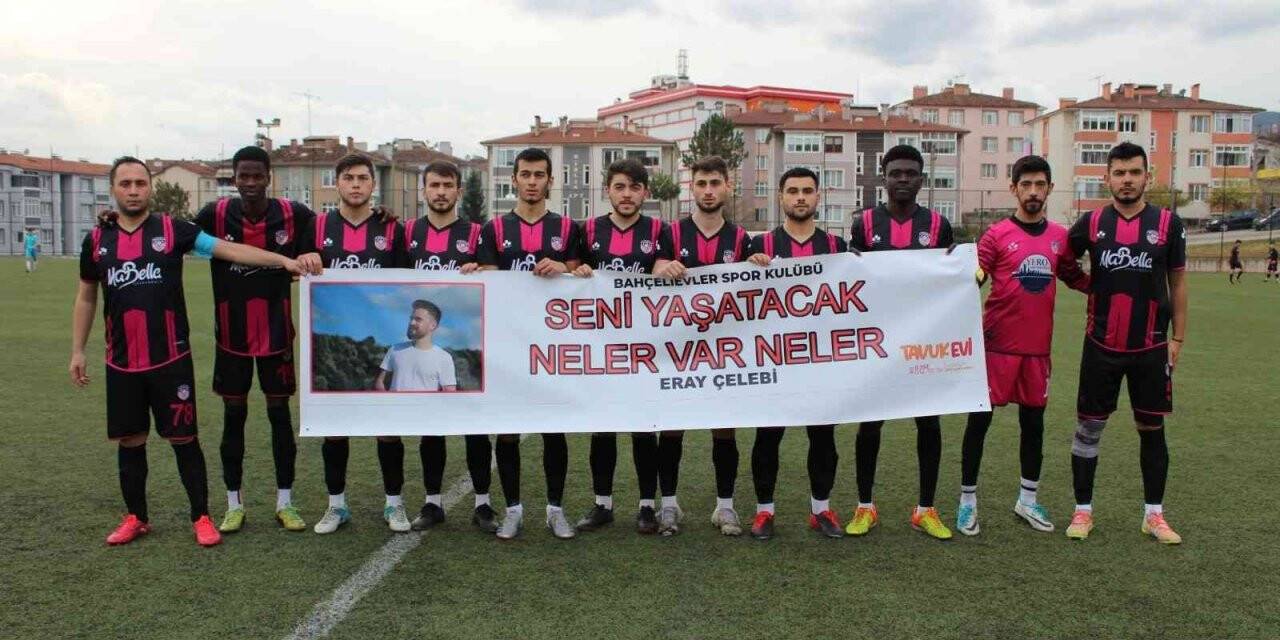 Selde kaybolan Eray için maça pankartla çıktılar