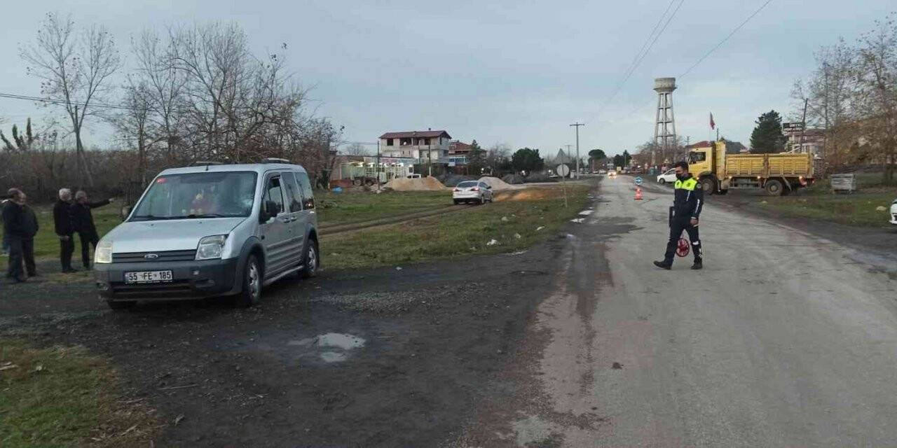 Hafif ticari aracın çarptığı yaya yaralandı