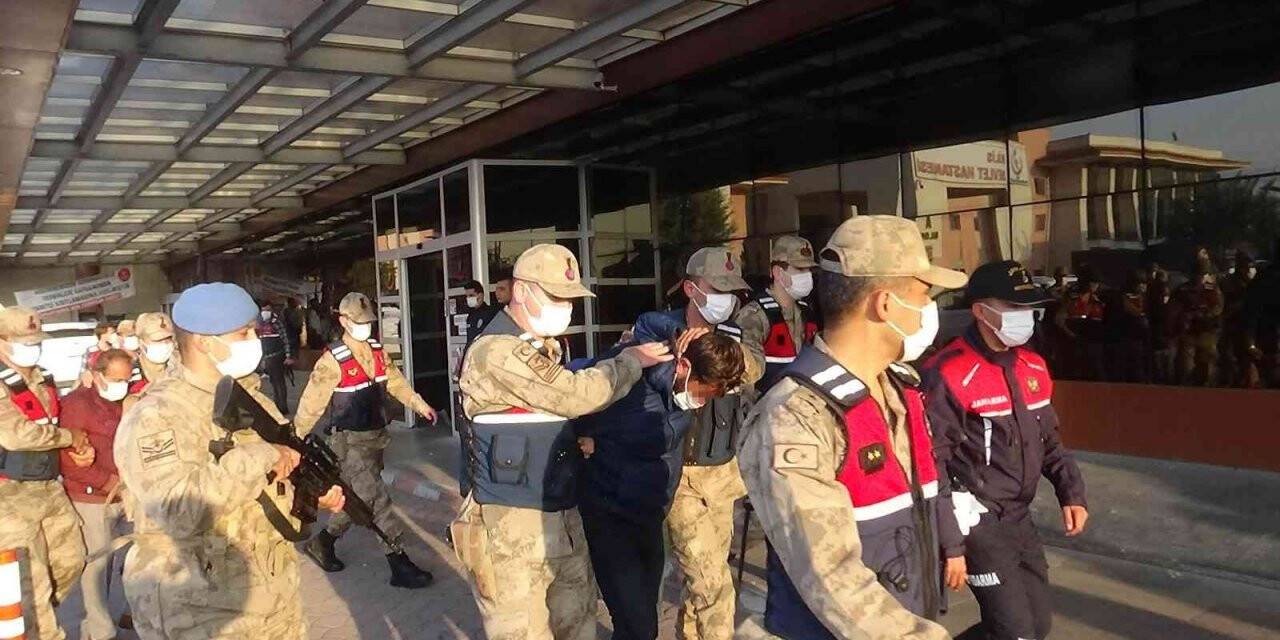 Şehidin kanı yerde kalmadı