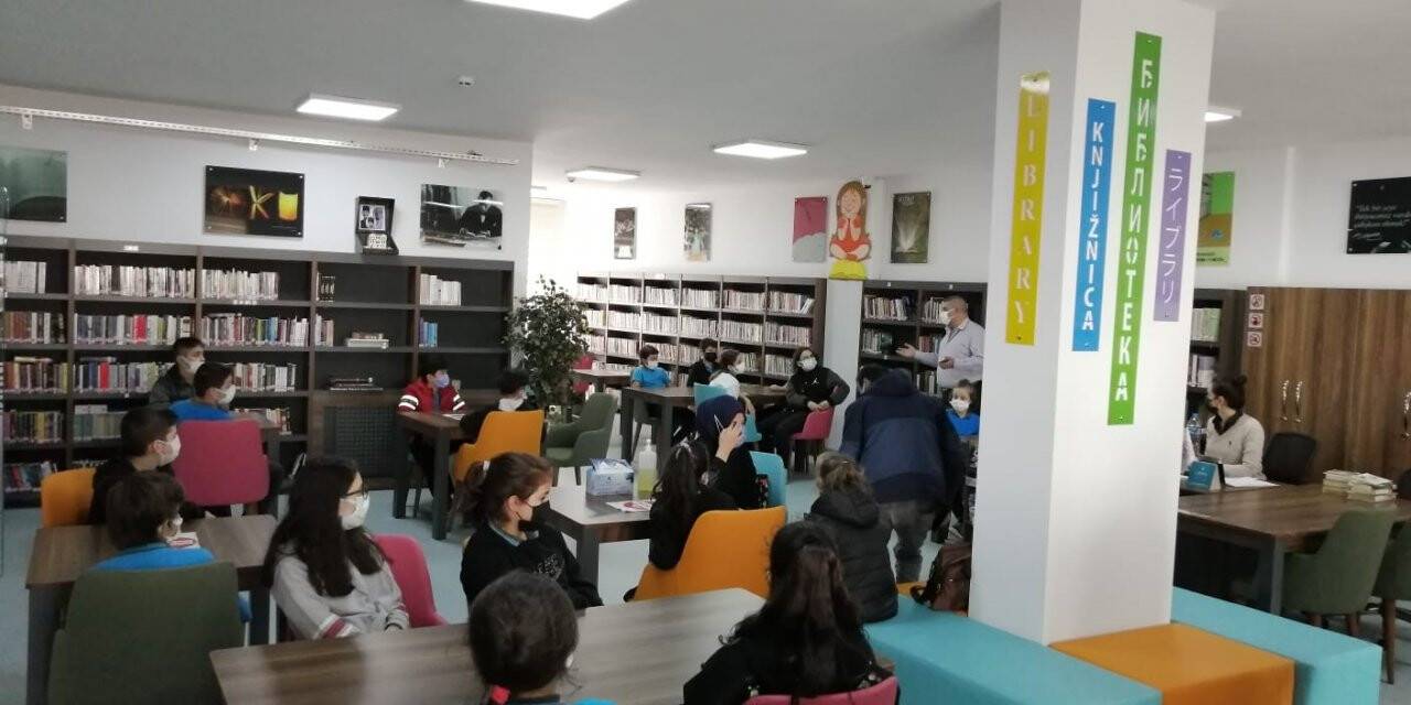 Tekkeköy İlçe Halk Kütüphanesi yenilenen yüzüyle ilgi görüyor