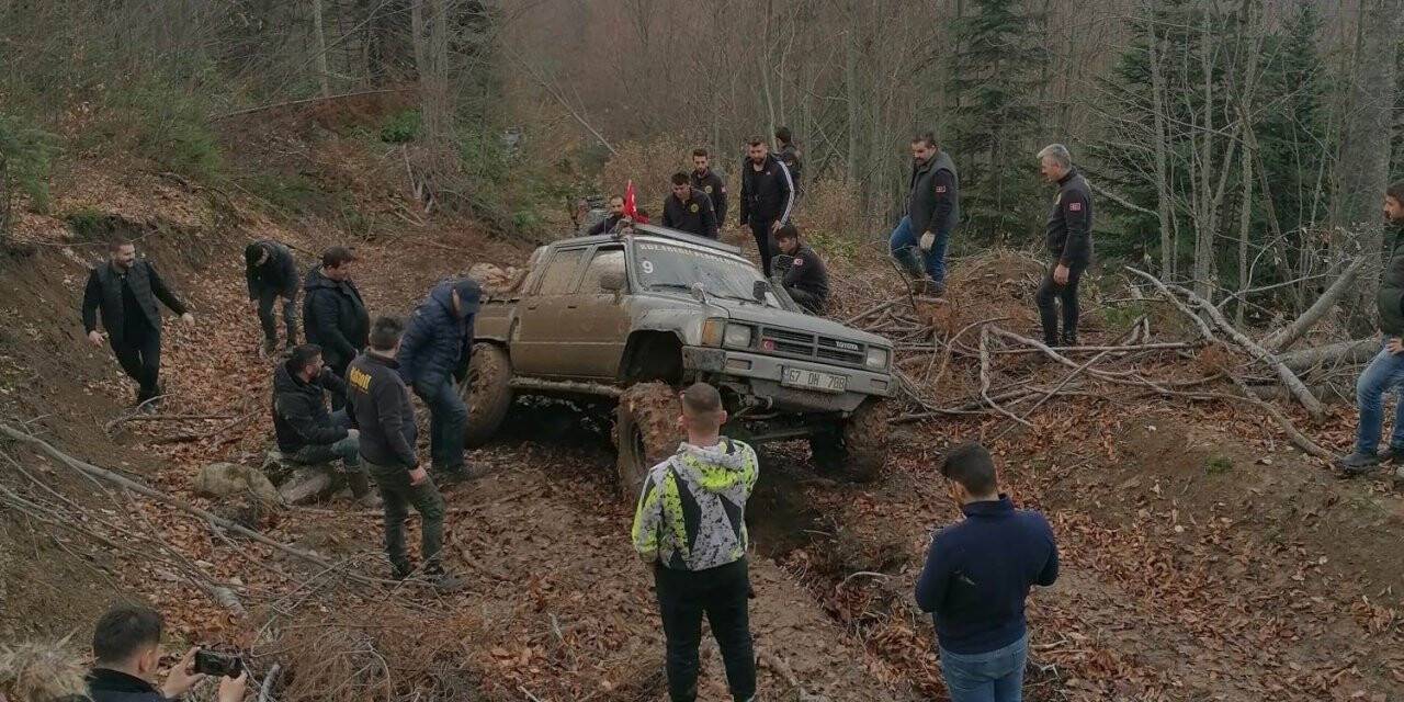 Off-road tutkunları zirvede buluştu