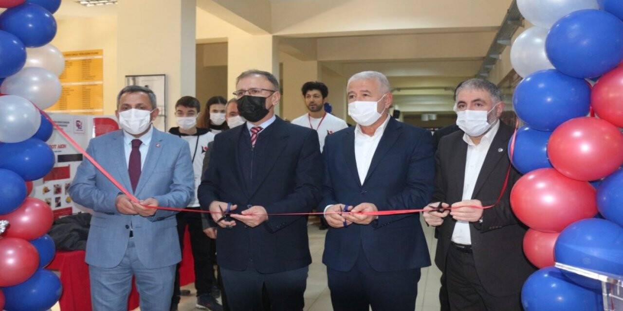 Çorlu’da Bilim Fuarı düzenlendi