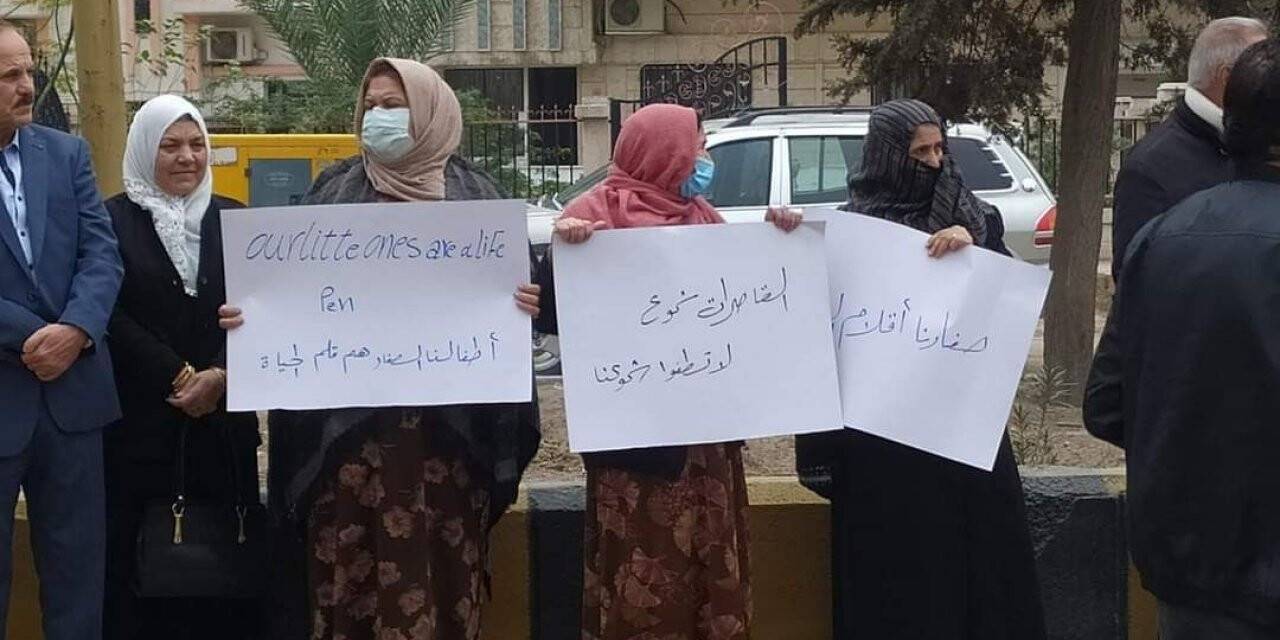 Suriye’de çocukları kaçırılan aileler PKK’yı protesto etti