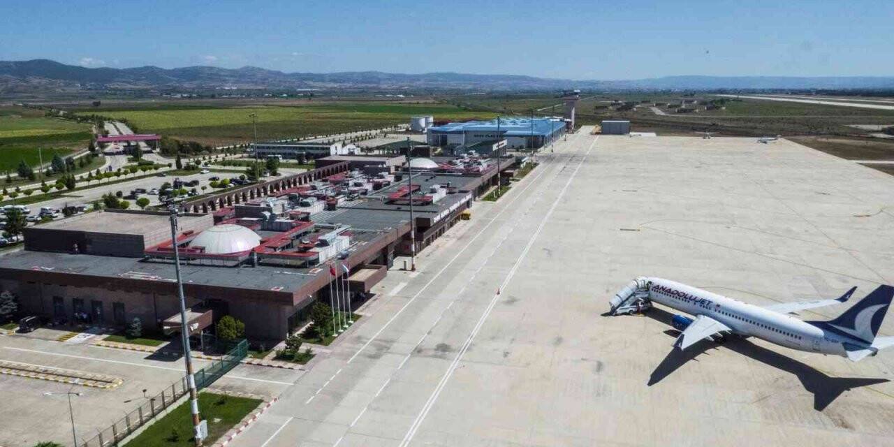 Anadolu Jet Yenişehir’e inemedi