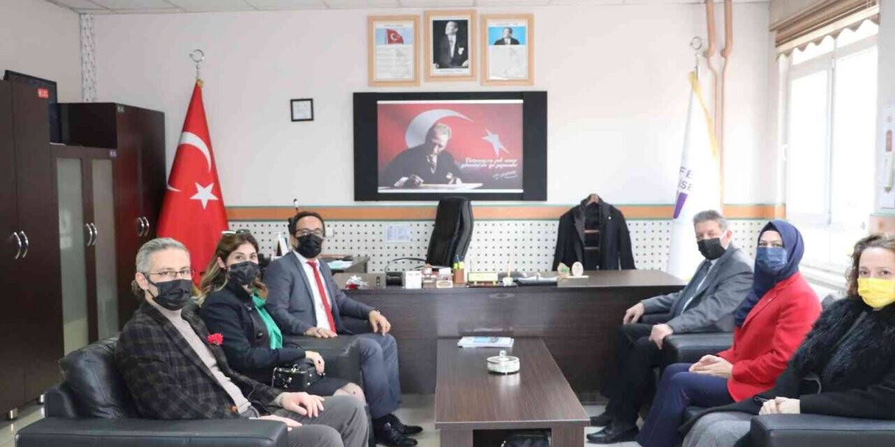 NTO’dan Nazilli Fen Lisesi’ne 3D yazıcı