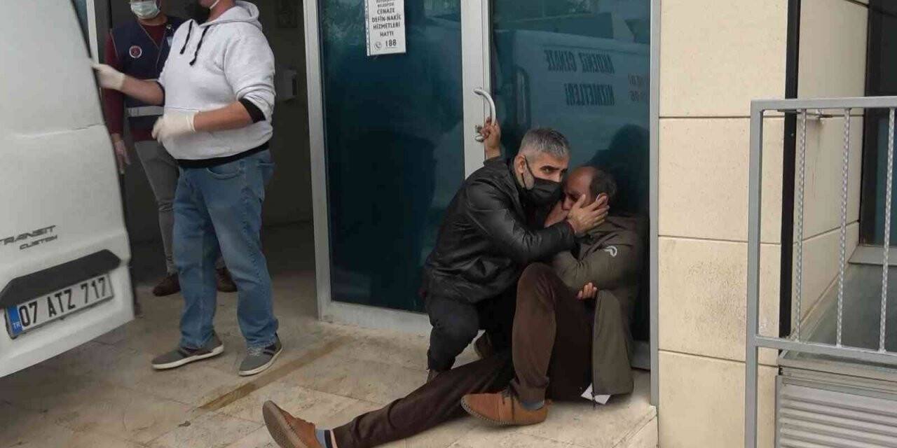 Kazada ölen kardeşinin tabutunu görünce gözyaşlarıyla yere yığıldı