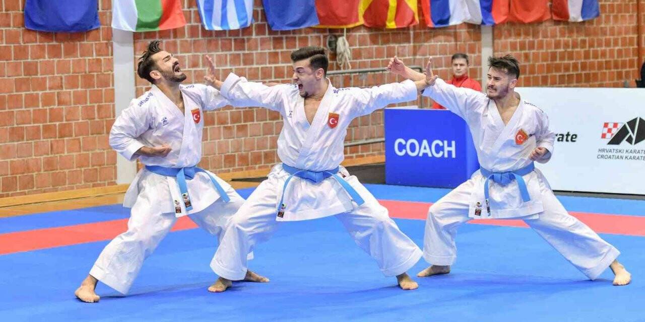 Kağıthaneli sporculardan Dubai’de büyük başarı