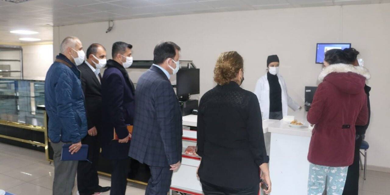 Ali İhsan Kabakcı yurtları ziyaret etti