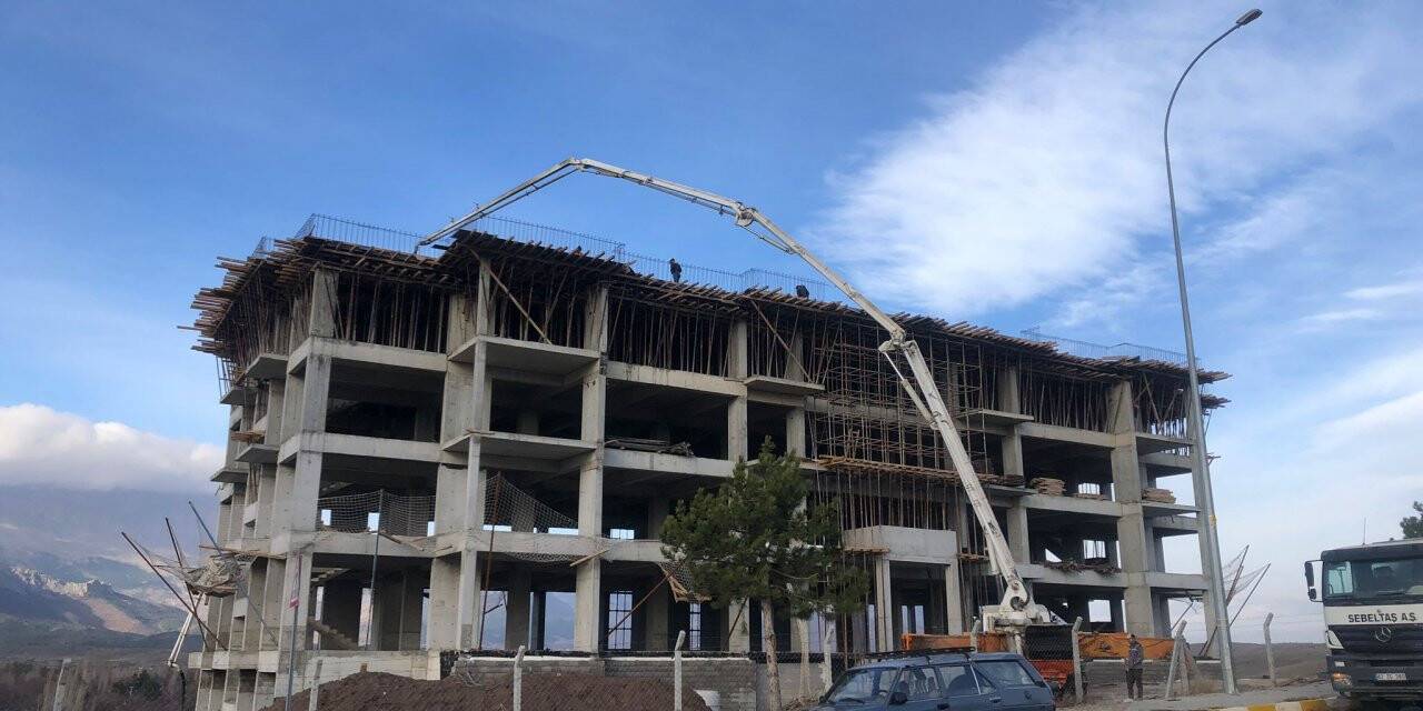 Seydişehir Asım Cengiz Yaşlı Bakım ve Refakatçi Evinin inşaatı hızla yükseliyor