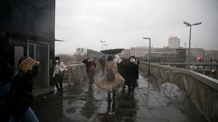 İstanbul ve 4 ilde eğitim öğretime bir gün ara verildi
