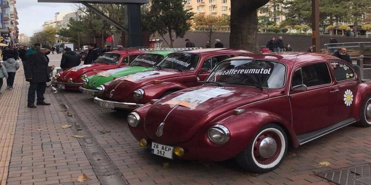 Vosvoslar Muzaffer bebek için toplandı