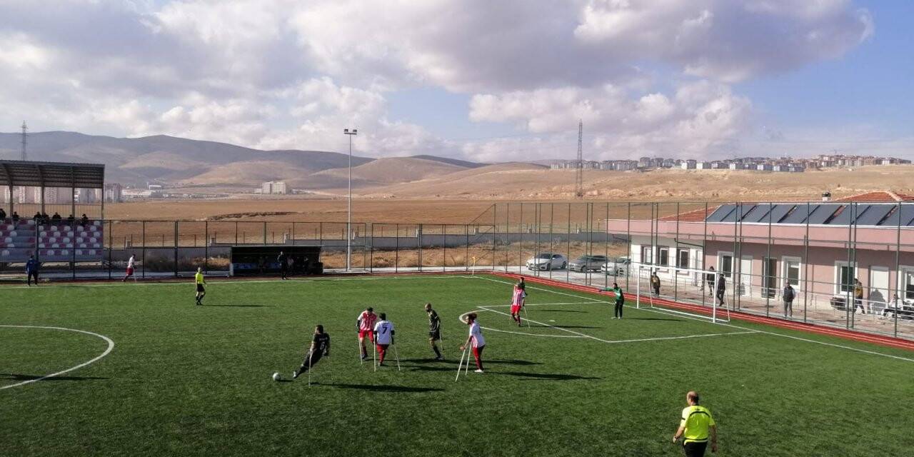 Konya Bedensel Engelliler evinde yenildi