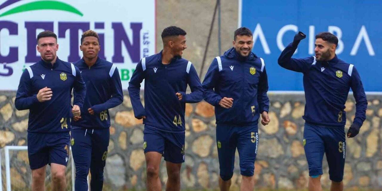 Yeni Malatyaspor’da kupa mesaisi başladı