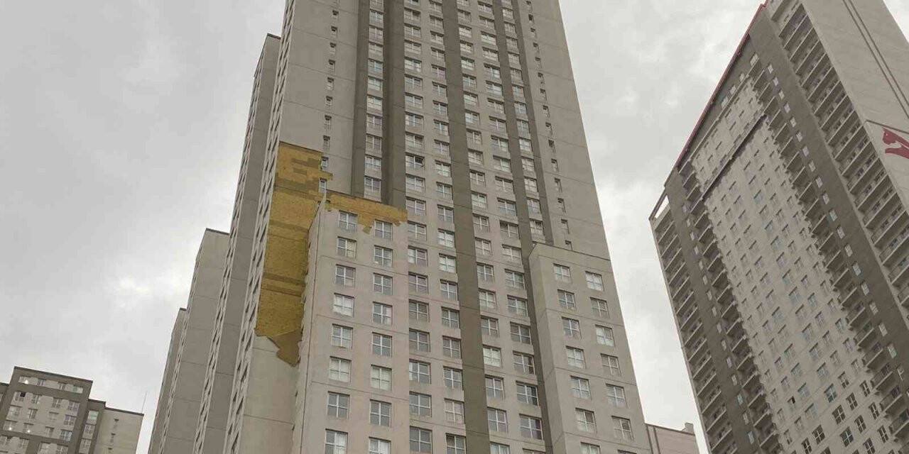 Lodos’ta binalar kağıt gibi soyuldu