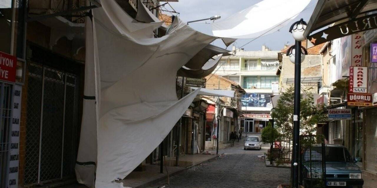 Meteroloji’den Aydın’a fırtına uyarısı