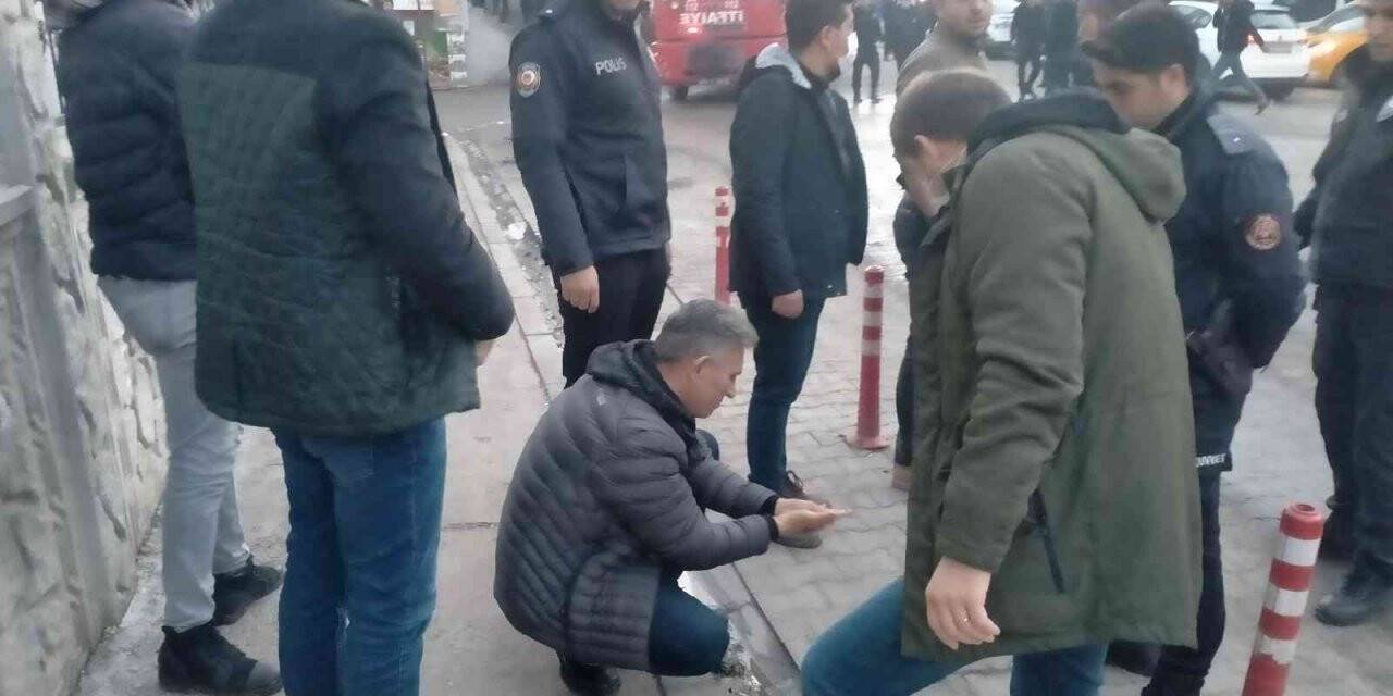 İntihara kalkışan genci emniyet müdürü kurtardı