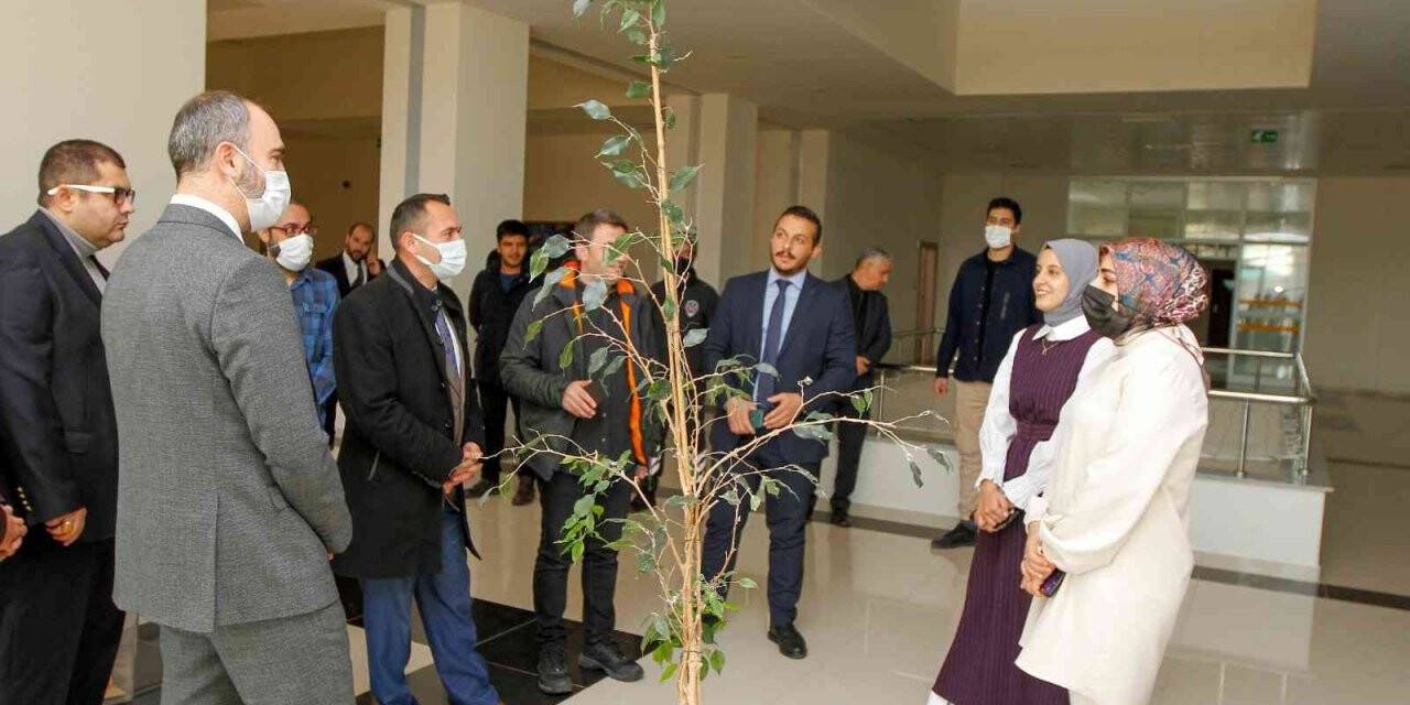Bayburt Üniversitesinde öğrenci konseyi seçim süreci başladı