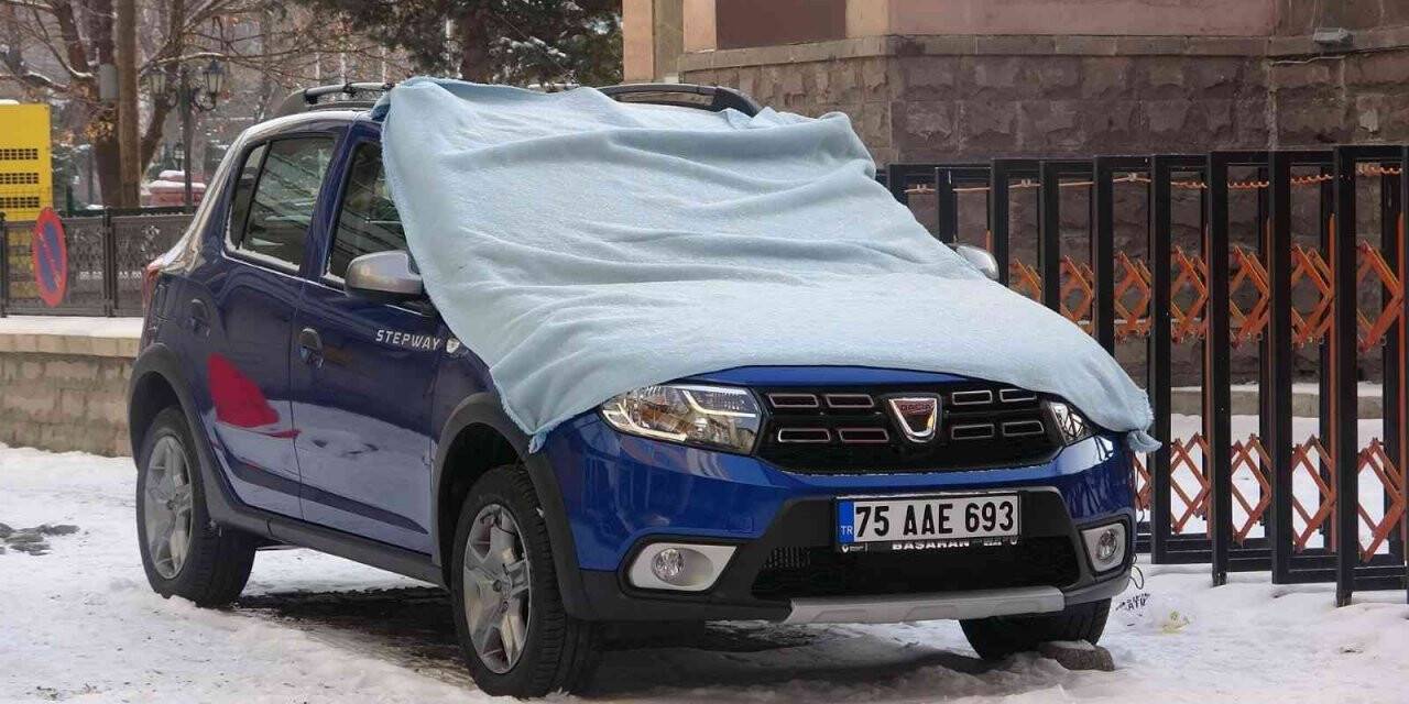 Ardahan buz kesti: Göle ilçesi eksi 8 dereceye düştü