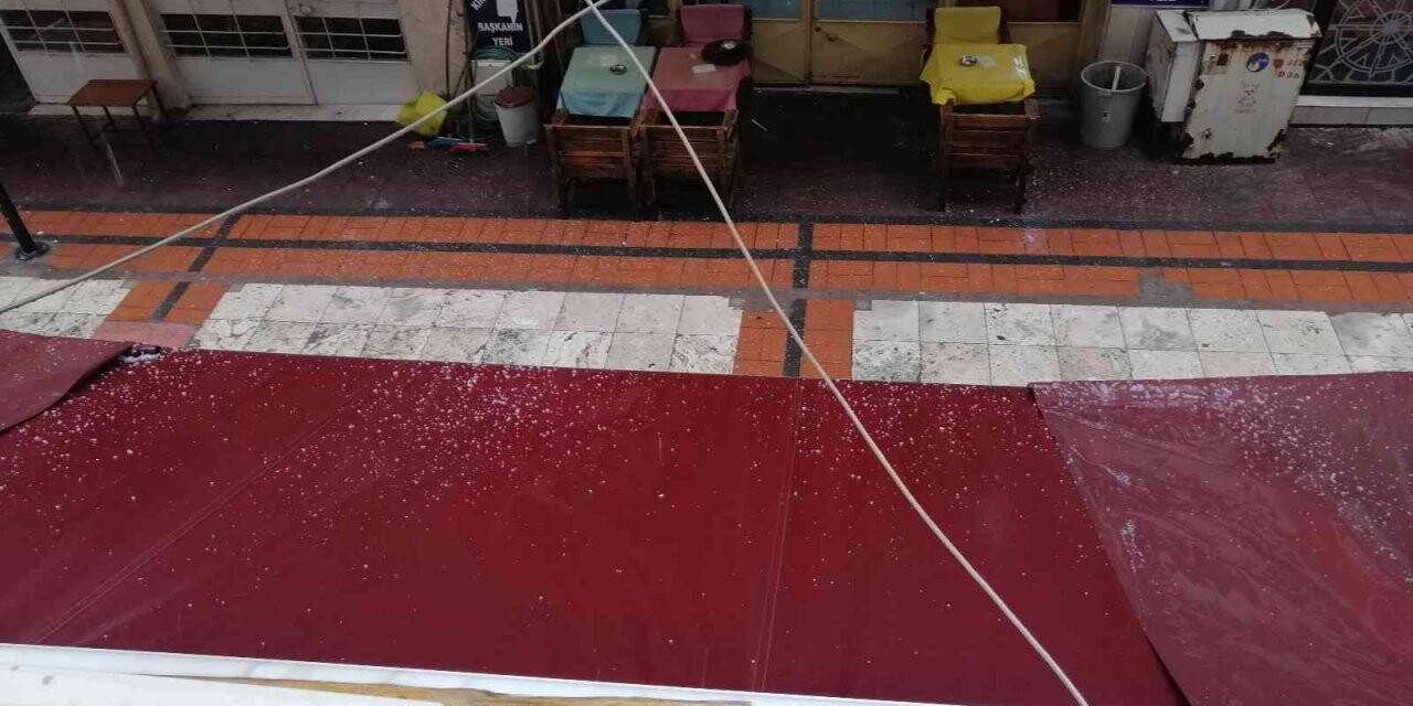 Manisa’da kısa süreli dolu etkili oldu